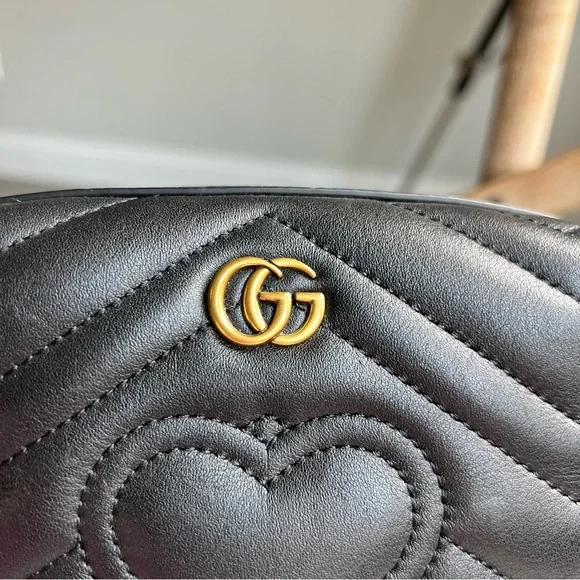 Gucci Calfskin Matelasse GG Marmont Cosmetic Case Black - Picture 4 of 11